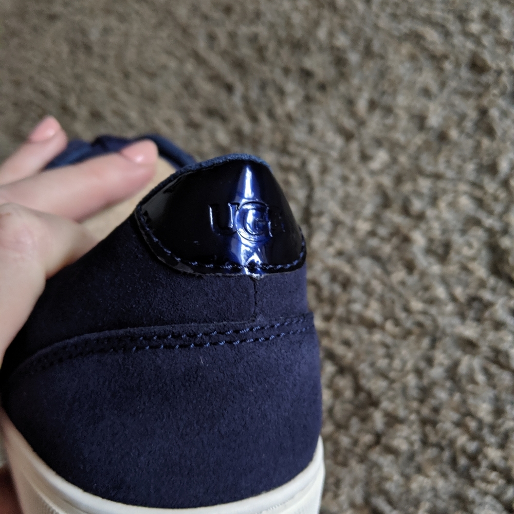 Uggs blue suede shoes - Picture 2 of 8
